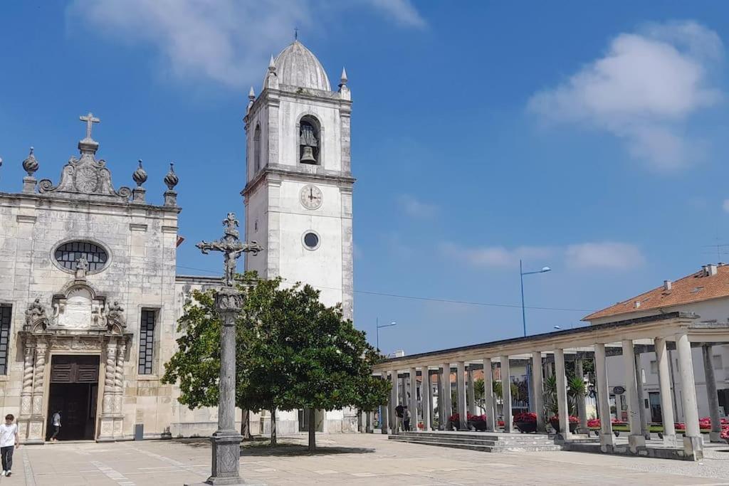 Light Brown Central Apartment Aveiro Esterno foto